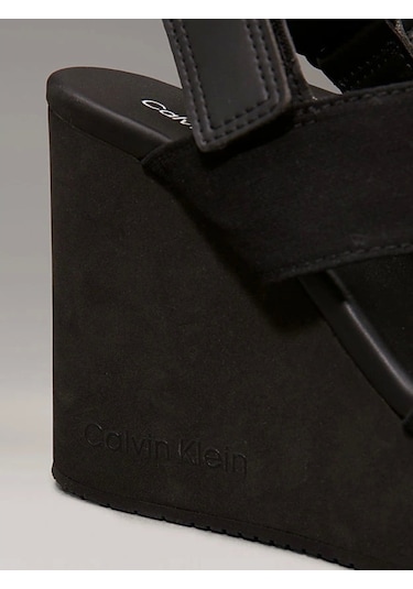 Calvin Klein Jeans Kadın Siyah Deri Blok Topuklu Sandalet Çok Renkli