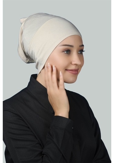 Altobeh Hazır Pratik Geçmeli Uzun Boru Tesettür Bonesi - Krem