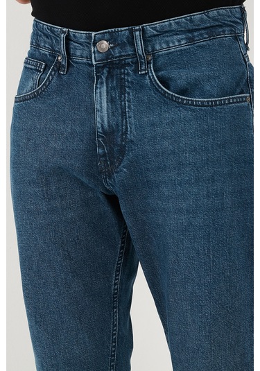 Buratti Pamuklu Comfort Fit Normal Bel Boru Paça Jeans Erkek Kot Pantolon 4400C17Texas Mavi Buratti Pamuklu Comfort Fit Normal Bel Boru Paça Jeans Erkek Kot Pantolon 4400C17Texas Mavi