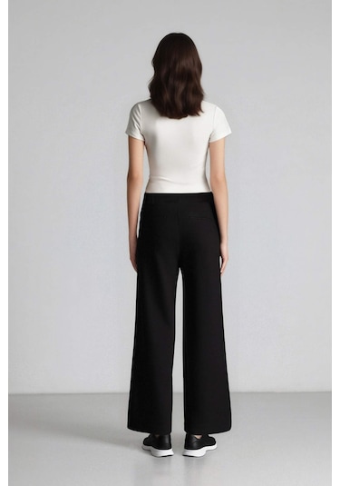 Defacto Wide Leg Cepli Pensli Basıc Klasik Dokuma Palazzo Pantolon C6375AX24HS Siyah Defacto Wide Leg Cepli Pensli Basıc Klasik Dokuma Palazzo Pantolon C6375AX24HS Siyah