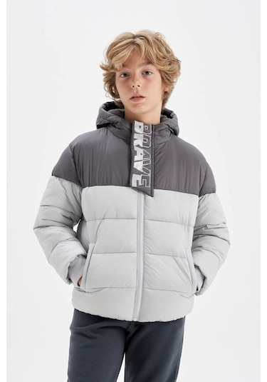 DeFacto Erkek Çocuk Su İtici Kapüşonlu Polar Astarlı Fermuarlı Cepli Mont C5509A824WNGR253