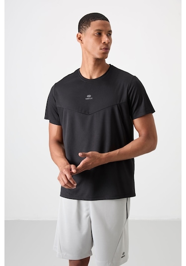 Tommy Life Siyah Polyester Nefes Alan Dokulu İnce Esnek Standart Fit Erkek Performans T-shirt - 88391 Siyah Tommy Life Siyah Polyester Nefes Alan Dokulu İnce Esnek Standart Fit Erkek Performans T-shirt - 88391 Siyah