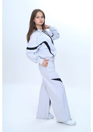 Kız Çocuk %100 Pamuk Garnili Kapüşonlu Fermuarlı Oversize Alt&üst Trend Eşofman Takımı-315-eşt-0003 Gri Kız Çocuk %100 Pamuk Garnili Kapüşonlu Fermuarlı Oversize Alt&üst Trend Eşofman Takımı-315-eşt-0003 Gri