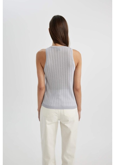 DeFacto Regular Fit Yuvarlak Yaka Triko Atlet C7373AX24SMPR242