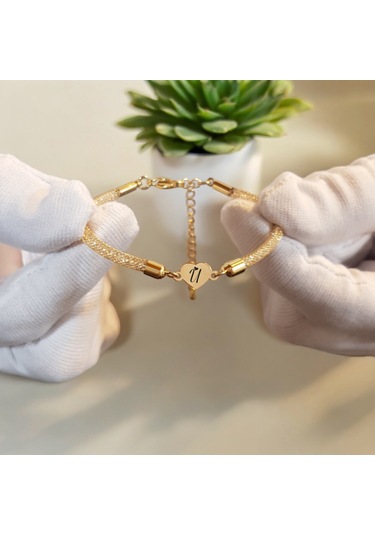 Archin U Harfine Özel Hasır Kordonlu Kalp Motifli 14 Ayar Altın Plakalı Hediye Bileklik-474harf U