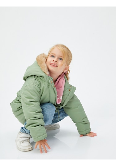 Koton Kapşonlu Kaban Peluş Astarlı Beli Lastikli Cepli Rüzgar Kapaklı Haki 4wmg00003aw Haki