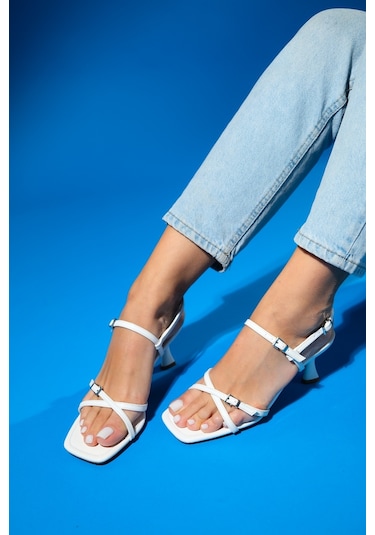 Luvishoes Nebel Beyaz Cilt Kadın Topuklu Ayakkabı Beyaz