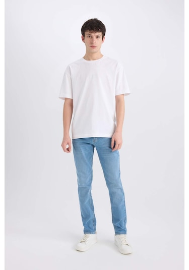 DeFacto Pedro Slim Fit Dar Kalıp Normal Bel Dar Paça Jean Pantolon D8583AX25SPNM39 DeFacto Pedro Slim Fit Dar Kalıp Normal Bel Dar Paça Jean Pantolon D8583AX25SPNM39