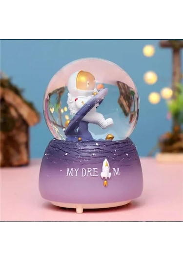 Sevimli Astronot Kar Küresi