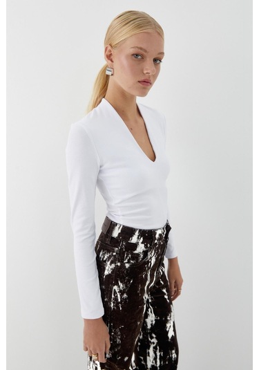 V Yaka Uzun Kollu Body Beyaz Beyaz