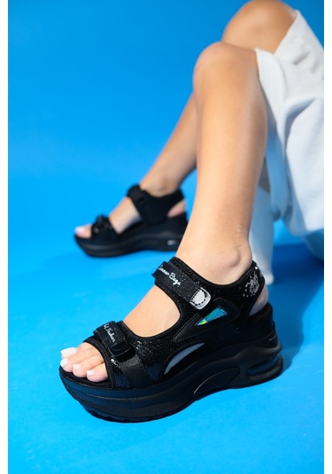 Arthur Siyah Payetli Bantlı Kalın Taban Kadın Spor Sandalet Siyah