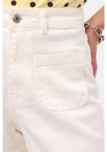 Itsbasic Kadın Kırık Beyaz 7s6-101 Midi Mom Fit Elastan Kumaş Denim Şort