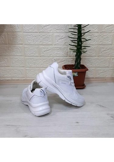 Kinetix Melly Pu Beyaz Fuspetli Dolgu Topuk Bayan Spor Ayakkabı 001