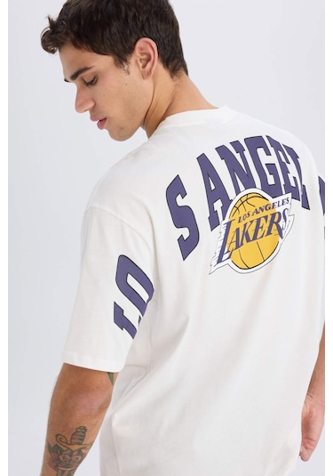 DeFactoFit NBA Los Angeles Lakers Oversize Geniş Kalıp Bisiklet Yaka Sırt Baskılı Kısa Kollu Tişört B3894AX25SPER105