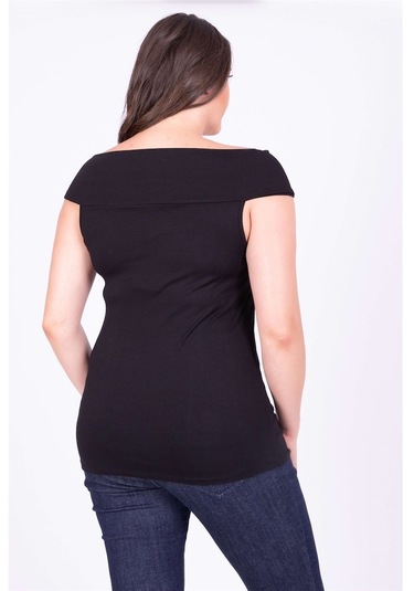 Düğümlü Karmen Yaka Tişört