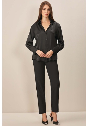 V Yaka Siyah Desenli Gömlek Siyah