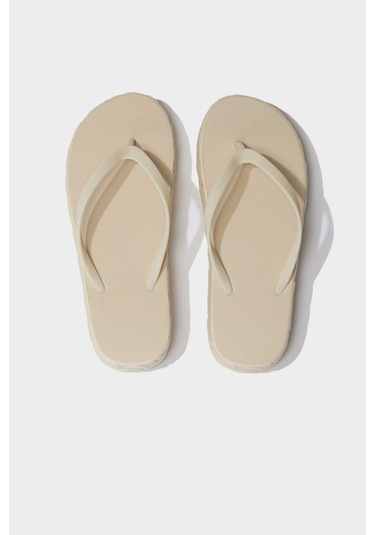 DeFacto Kadın Düz Taban Eva Parmak Arası Terlik D8950AX25SMBG26 Bej