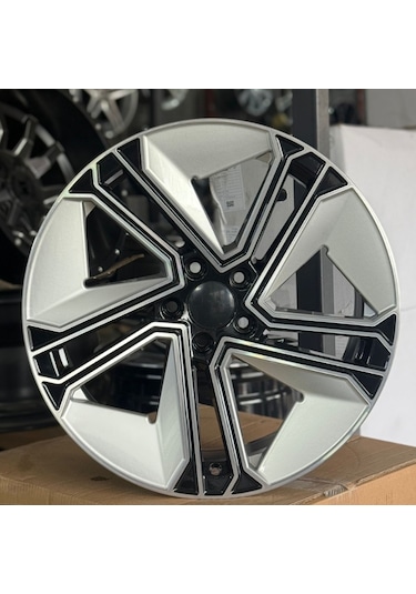 5 112 19 8.5 Et35 Ch66.45 Sonic 1031/1 Black Diamond E Tron