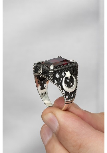 Yüzük Sanatı Dikdörtgen Ayyıldız Motifli Kırmızı Taşlı 925 Gümüş Erkek Yüzük