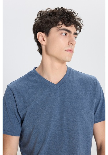 Ac&Co / Altınyıldız Classics Slim Fit Dar Kesim V Yaka Pamuklu Erkek Tişört ıIndıgo Melanj İndigo