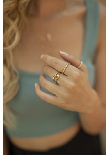 Diamond Line - Gülaylar - Sarı Altın 8 Ayar Kalp Yüzük