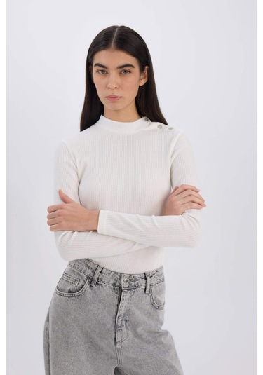 DeFacto Slim Fit Dar Kesim Yarım Balıkçı Yaka Fitilli Kaşkorse Uzun Kollu Tişört D9499AX24WNER105