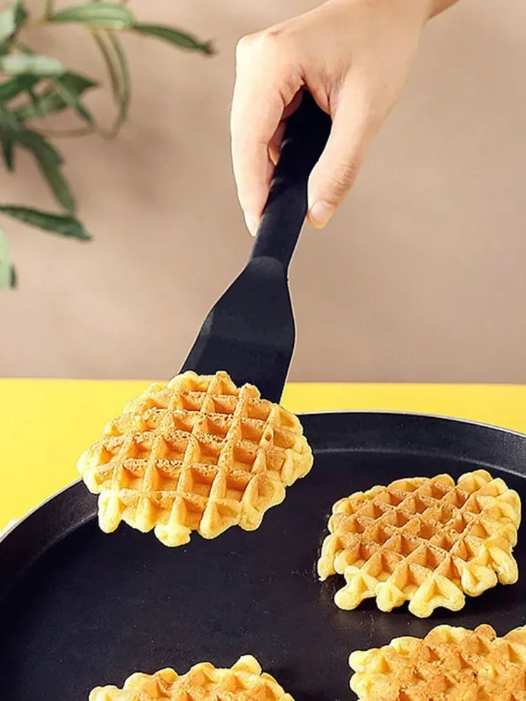 Konesam Silikon Mutfak Spatula, 25 Cm, Isı Dayanıklı, Teflon Tencere Uyumlu, Pişirme Ve Karıştırma Aracı - Siyah, 1 Adet