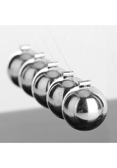 Ofis Masa İş Hediyesi Newton Balans Beşiği Balance Denge Topları  Orta Boy HDH75