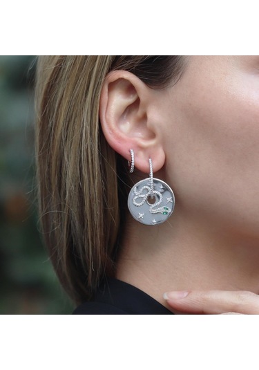 Apm Monaco Modeli Yılan Figürlü Zirkon Taşlı Gümüş Küpe Gümüş