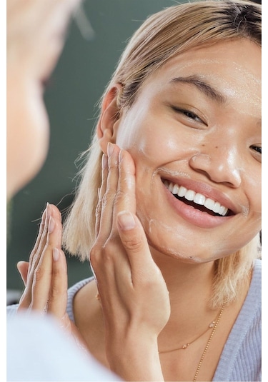 The Body Shop Vitamin C Arındırıcı Peeling 100 Ml