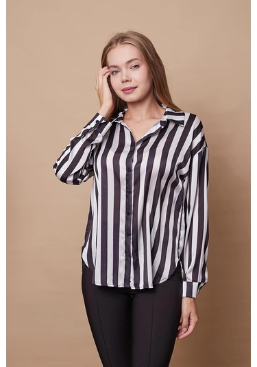 Kadın Desenli Yakalı Düşük Omuzlu Uzun Kol Şık Ofis Gömlek-Siyah Beyaz Çizgi Siyah Beyaz Çzg.