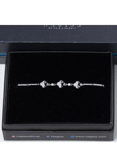 Yonca Model Zirkon Taşlı 925 Ayar Gümüş İthal Kadın Bileklik