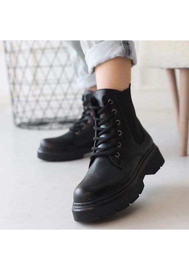 Biçomi Daum Siyah Cilt Bağcıklı Bot Çok Renkli