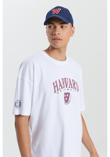 AC&Co / Altınyıldız Classics Erkek Beyaz Harvard Lisanslı Oversize Bol Kesim Baskılı Bisiklet Yaka Tişört Beyaz AC&Co / Altınyıldız Classics Erkek Beyaz Harvard Lisanslı Oversize Bol Kesim Baskılı Bisiklet Yaka Tişört Beyaz