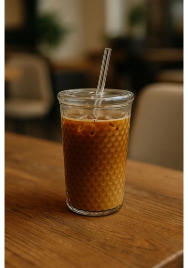 Squama 650 Ml Cam Kapaklı Borosilikat Kahve Bardağı Pipetli Soğuk & Sıcak İçecek Bardağı Şeffaf