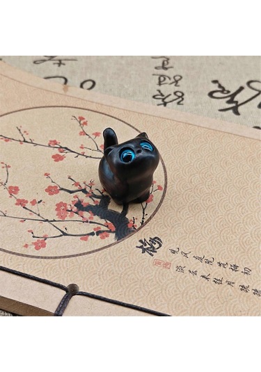 Büyüleyici Ahşap Yavru Kedi Heykelciği - El Yapımı Kedi Dekoru Siyah