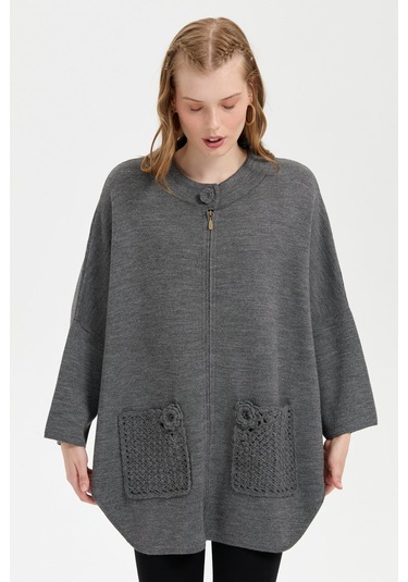 Kadın Dik Yaka Cebi Gül İşlemeli Fermuarlı Kısa Panço Gri Melanj Gri Melanj