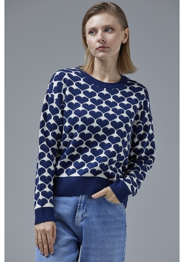 Kalp Desenli Sıfır Yaka Triko Kazak - Lacivert 001