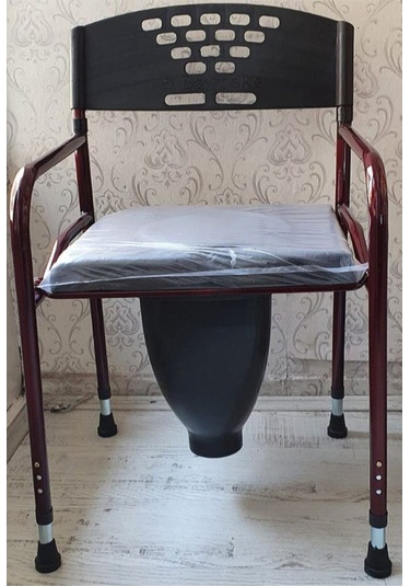 Medikaltec Siyah Deri Döşemeli Klozet Yükseltici Katlanabilir Tuvalet Hunili