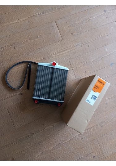 Mercedes W126 W124 M111 Klimalı Kalorifer Radyatörü Nrf