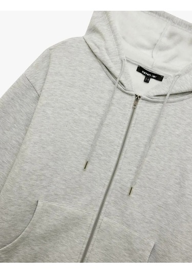 Koton Fermuarlı Kapüşonlu Kanguru Cepli Uzun Kollu Şardonlu Oversize Kadın Sweatshirt 6wak10151nk Gri Koton Fermuarlı Kapüşonlu Kanguru Cepli Uzun Kollu Şardonlu Oversize Kadın Sweatshirt 6wak10151nk Gri