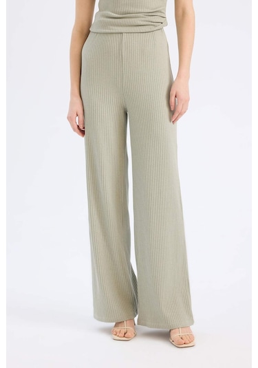 DeFacto Slim Fit Dar Kesim Fitilli Kaşkorse Basic Düz Pantolon E5783AX25SPKH400