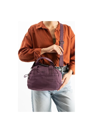 Kadın Omuz Çantası Elde Tutmalı Çapraz Askılı Postacı Bayan Çantası 20 27 Cm Astarlı Hafif Kumaş Mor