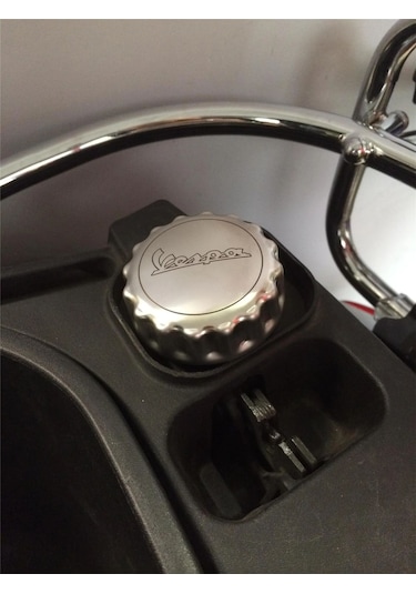 Vespa ET4-​LX-Primavera-Sprint-946-GTS-GTV Depo Kapak *Krom*/ PIAGGIO