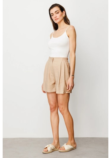 On Fashion Çift Pileli Kadın Şort 25y.on.srt.52315.01 Kum