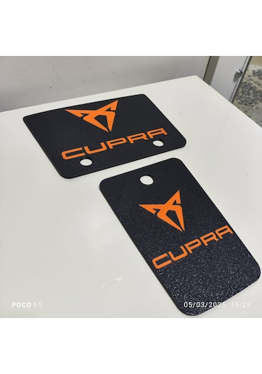 Cupra Formentor Bardaklık Ve Şarj Bölmesi Kapağı