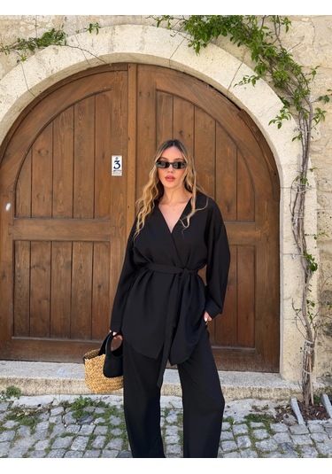 Laluvia Siyah Tek Düğmeli Kuşaklı Kimono Takım - 007