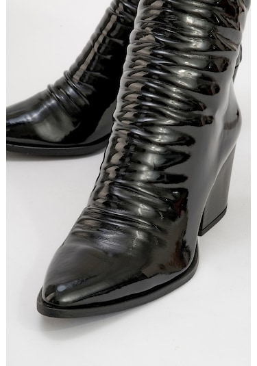 Luvishoes Luvi Shoes Laval Siyah Rugan Arkadan Fermuarlı Kadın Kalın Topuklu Bot Siyah Rugan