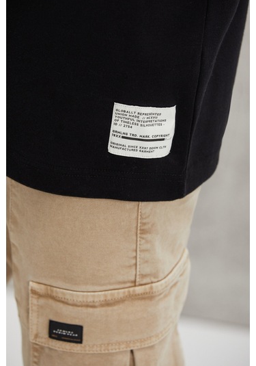 Joel  Erkek %100 Organik Pamuklu Kalın Kumaşlı Özel Dokulu Etiket Detaylı Oversize Siyah T-shirt