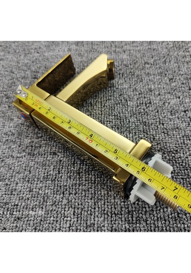 Yunboo Ev Banyo Lavabo Tek Soğuk Su Kranı, Altın Kaplama Dörtgen Tipi, Dayanıklı Malzeme, Ev Kullanıma Uygun Altın